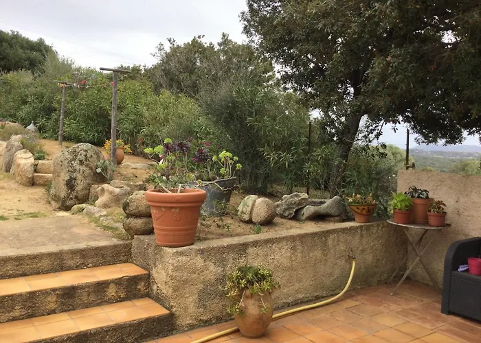 Chez Antoine Et Jacqueline Monacia d'Aullena